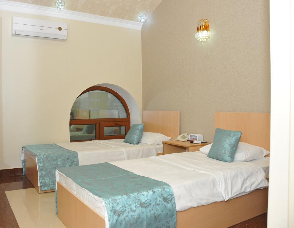 Xudaferin Hotel Baku Exterior photo