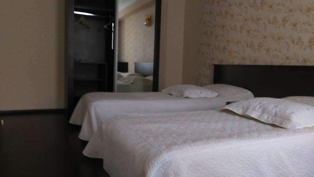 Xudaferin Hotel Baku Exterior photo