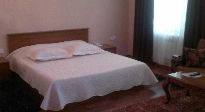 Xudaferin Hotel Baku Exterior photo